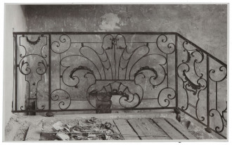 vitrine 2 gh treppengelaender